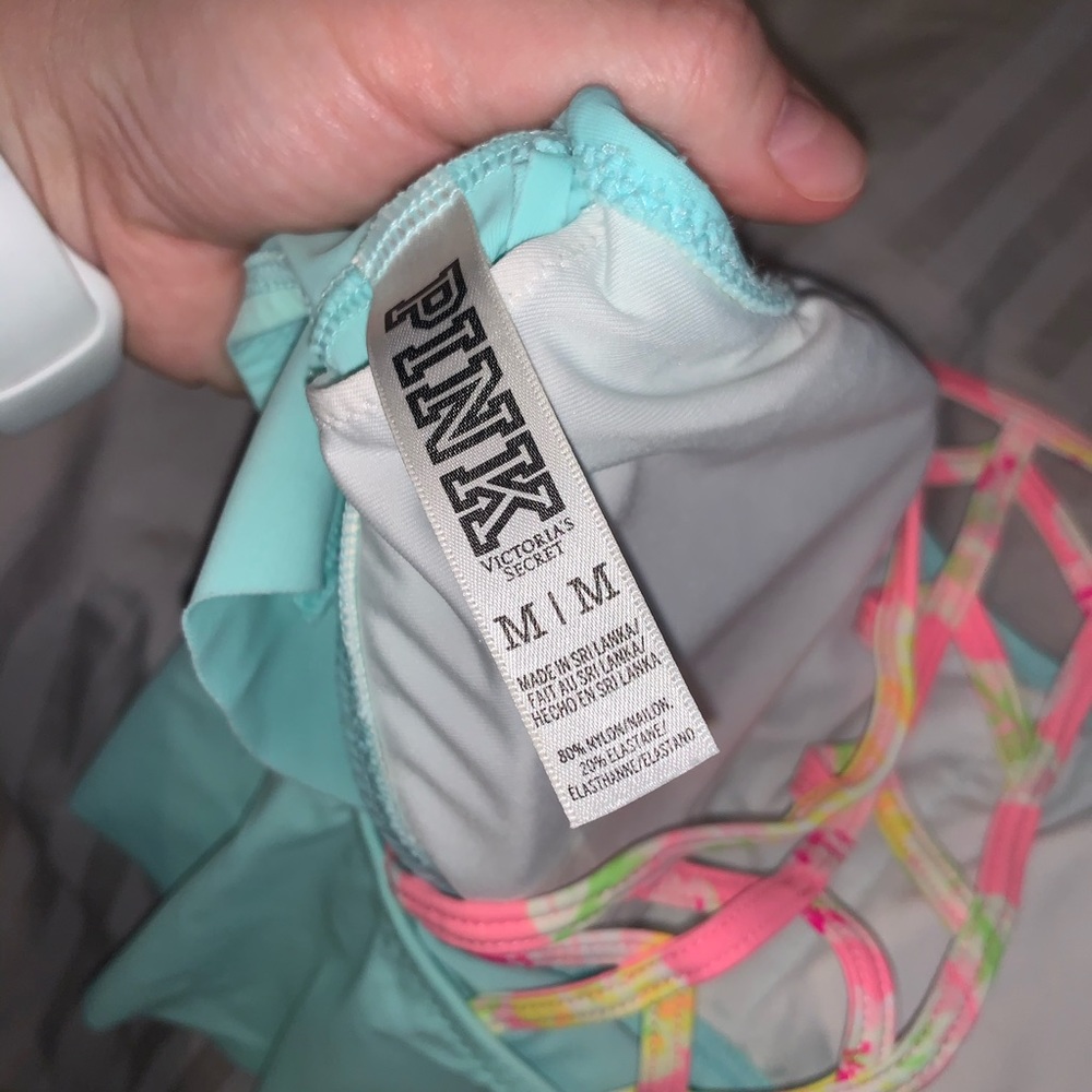 VS PINK SWIM - Ruffle Bikini Top - Picture 2 of 3